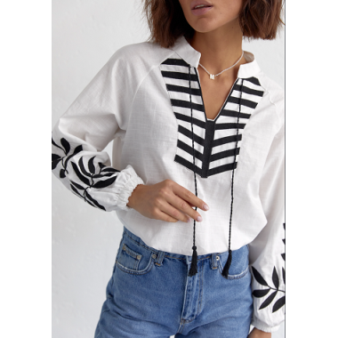 Сорочка вишита 44 S гладдю по молочному		